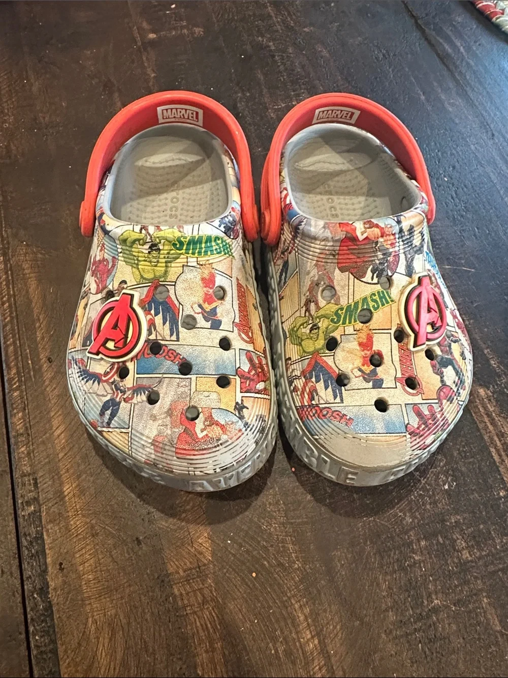 CROCS Kids' Marvel Avengers Comic Clog - Red Strap